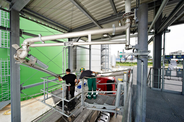 Verladung Bioethanol 
Quelle: BDBe